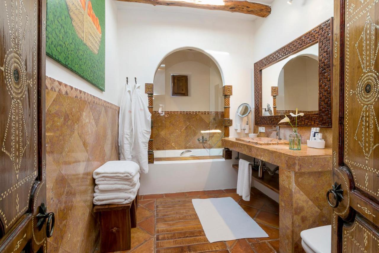 Agroturismo Atzaro Santa Eularia des Riu Exterior photo
